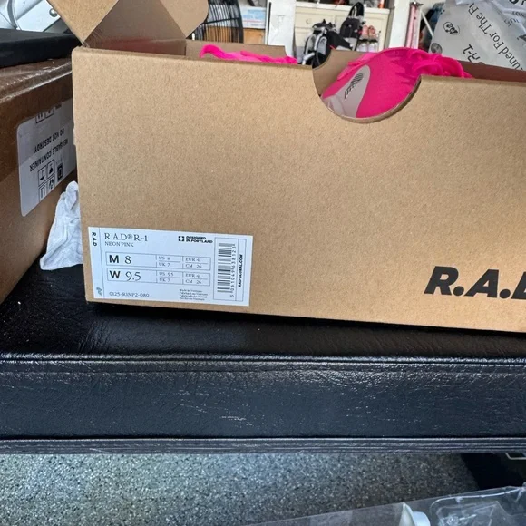 RAD Global R-1 Shoe in Euphoric Pink - Picture 4 of 4